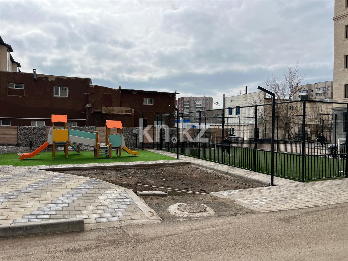 Продажа 4-комнатной квартиры, 111 м², ул. Муканова, дом  53/8 - Продажа  четырехкомнатных квартир в Караганде фото 22 из 23