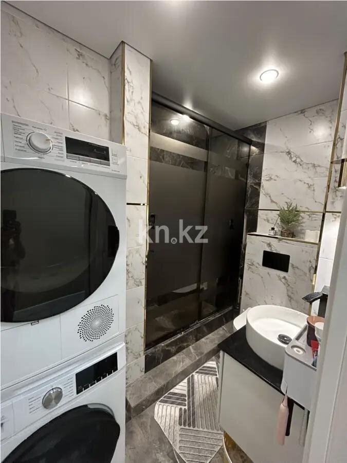 Продажа 3-комнатной квартиры, 57.9 м² в Алматы - фото 3
