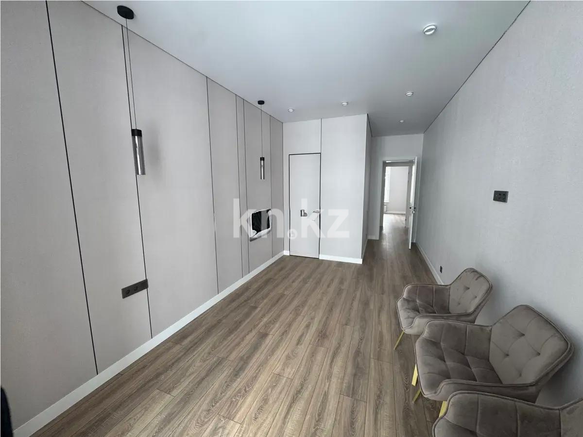 Продажа 3-комнатной квартиры, 95 м², ул. Дюсембекова, дом  83/2 - Продажа  трехкомнатных квартир в Караганде с фото фото 4 из 6