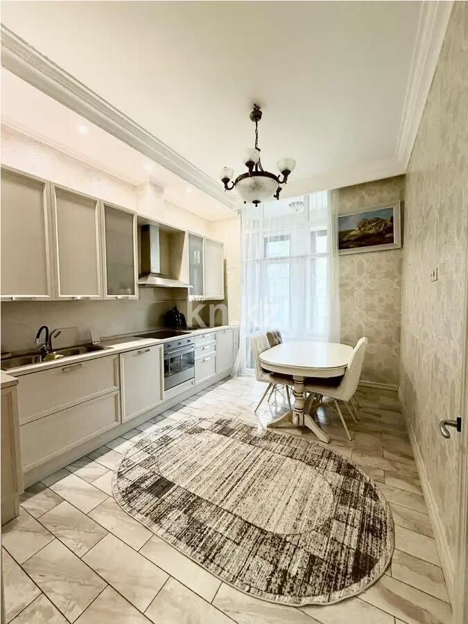 Продажа 4-комнатной квартиры, 136 м² в Астане - фото 4