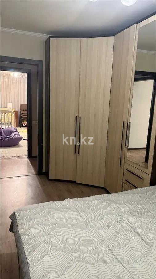 Продажа 3-комнатной квартиры, 60 м², мкр-н 4, дом  3 в Алматы - фото 2