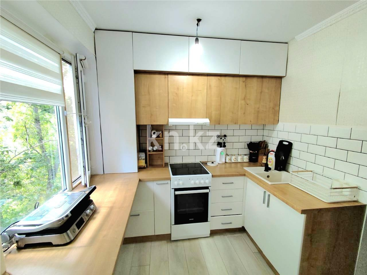 Продажа 3-комнатной квартиры, 60 м², ул. Язева - Продажа  трехкомнатных квартир в Караганде фото 4 из 14