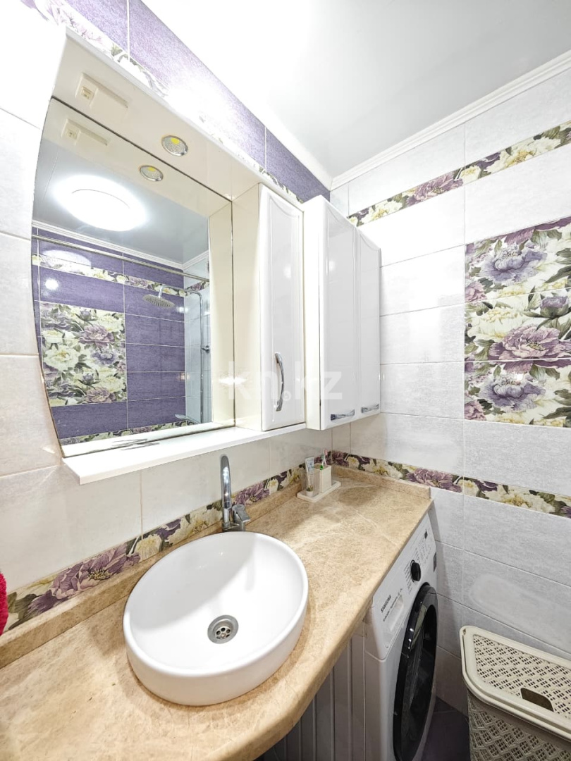 Продажа 4-комнатной квартиры, 78 м², пр. Республики, дом  4 - Продажа квартир в Караганде с фото фото 14 из 21