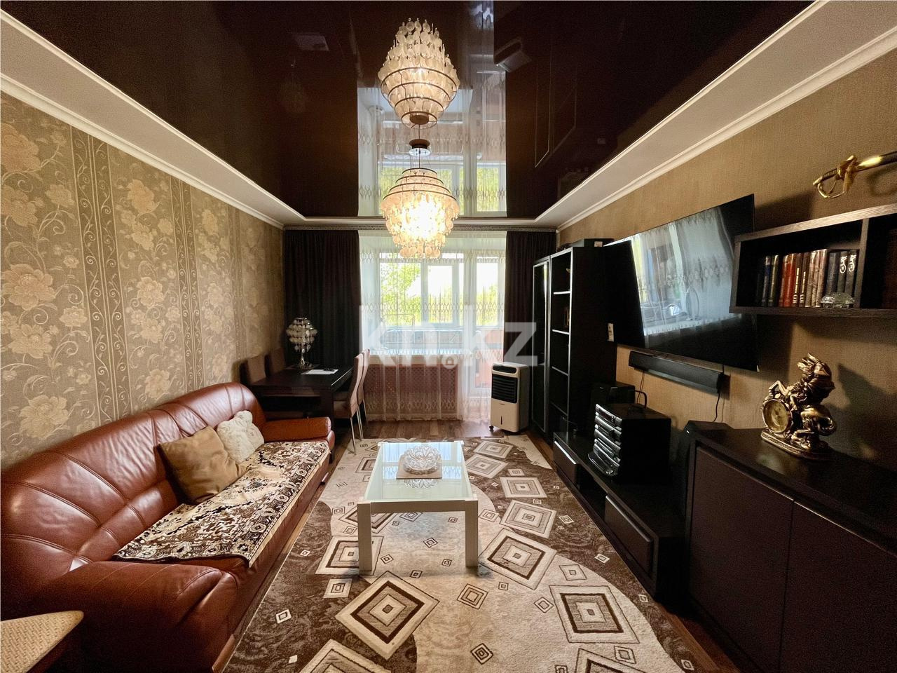 Продажа 3-комнатной квартиры, 61 м², ул. Маметовой - Продажа  трехкомнатных квартир в Караганде фото 1 из 15