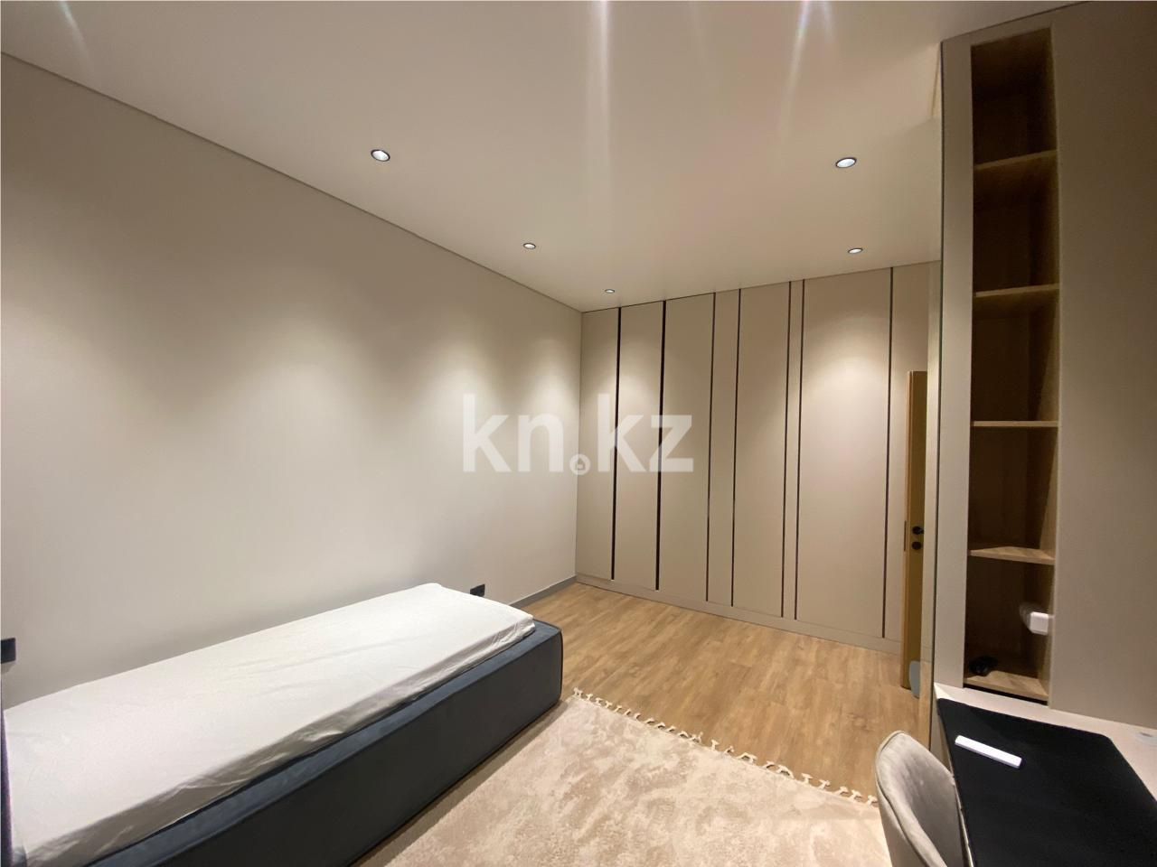 Продажа 4-комнатной квартиры, 136 м², пр. Мангилик Ел в Астане - фото 8