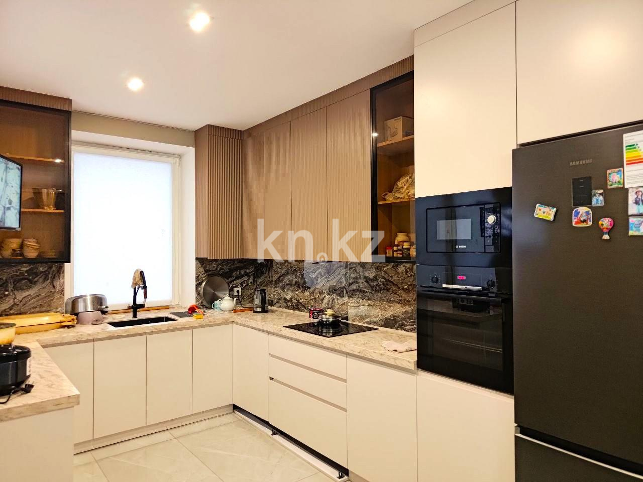 Продажа 9-комнатного дома, 450 м², мкр-н Алтын Арка - Продажа домов, коттеджей в Караганде фото 13 из 30