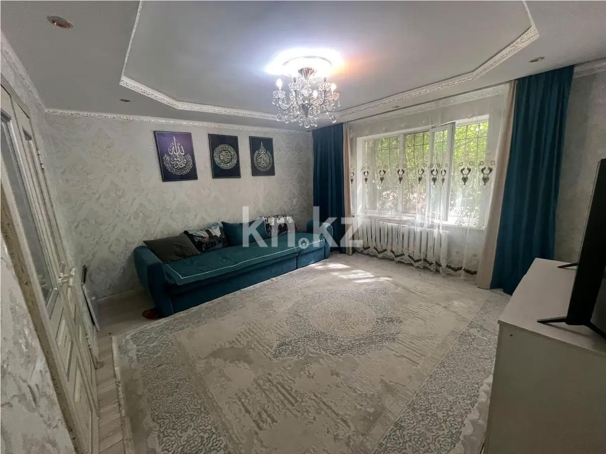 Продажа 4-комнатной квартиры, 80 м² в Караганде