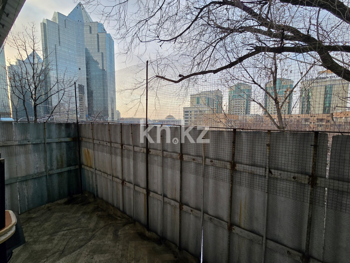 Продажа 3-комнатной квартиры, 73.3 м², пр. Назарбаева, дом  235 - пр. Аль-Фараби в Алматы - фото 15