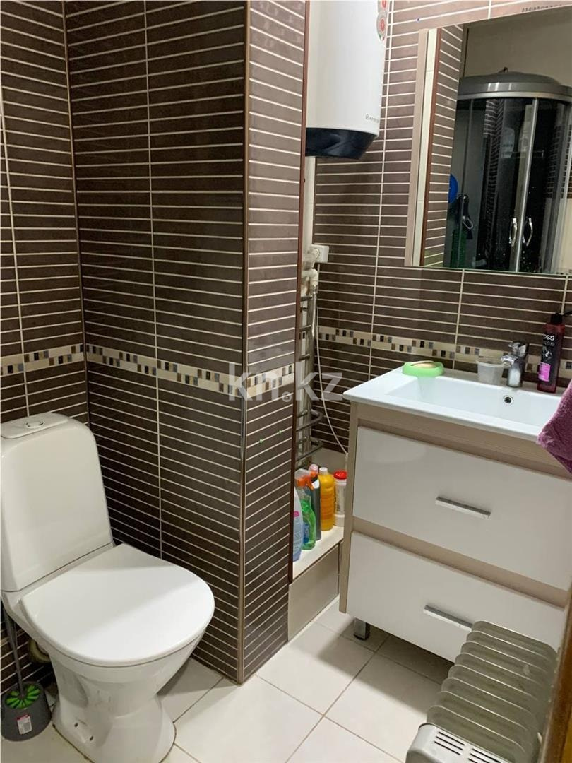 Продажа 3-комнатной квартиры, 64.5 м² в Караганде - фото 9
