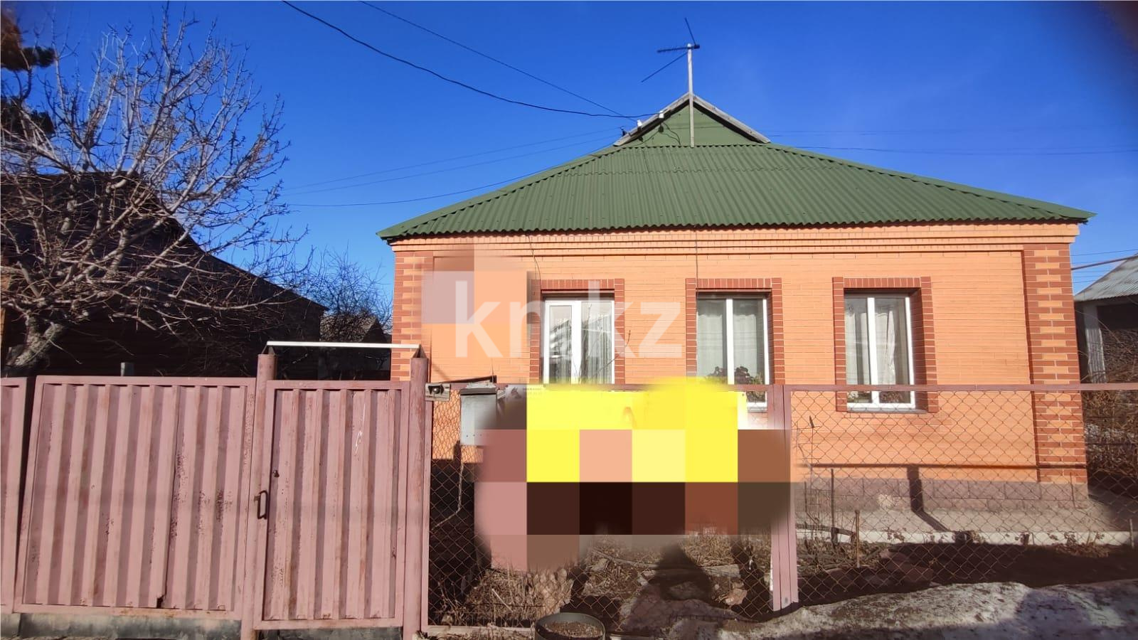 Продажа 3-комнатного дома, 51 м², ул. Федченко - Продажа  трехкомнатных домов, коттеджей в Караганде фото 1 из 20
