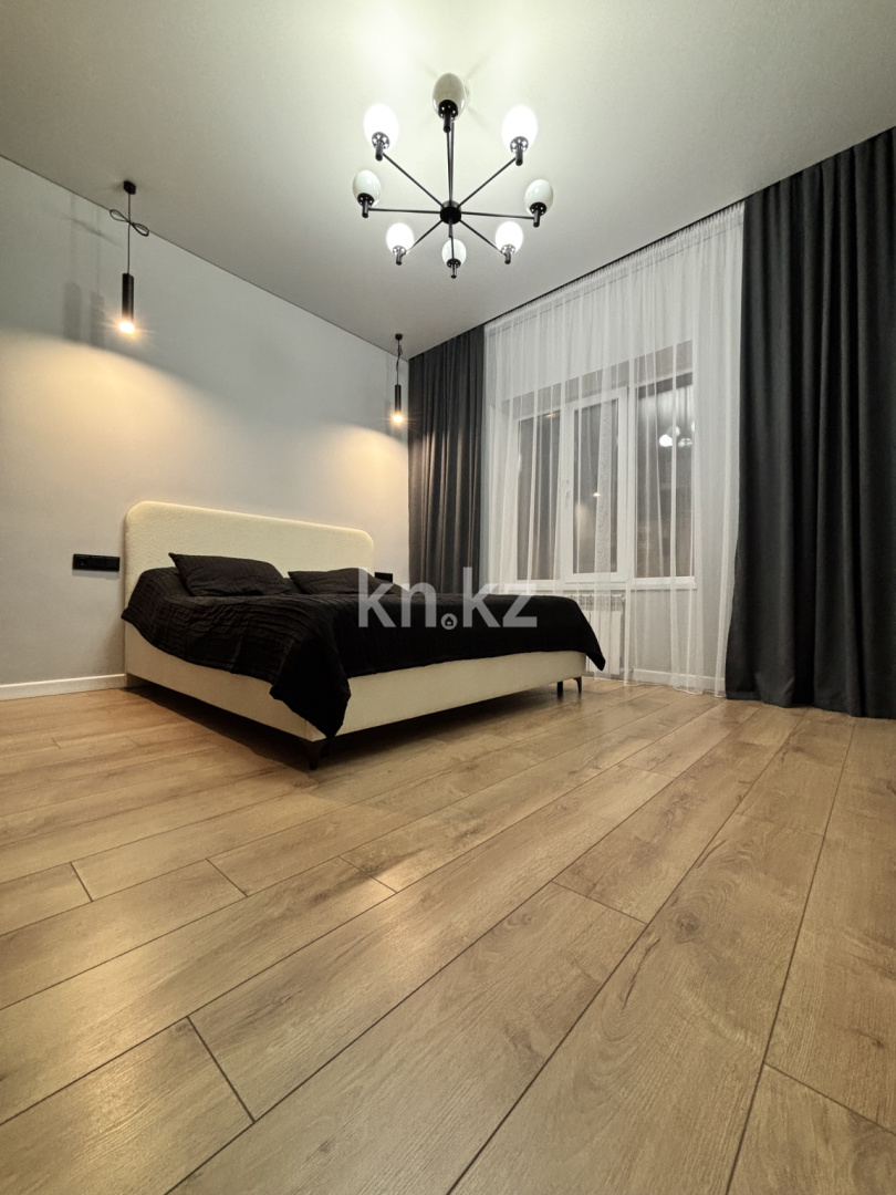 Продажа 4-комнатной квартиры, 105 м², ул. Кулкыбаева, дом  13 - Продажа  четырехкомнатных квартир в Караганде фото 2 из 15