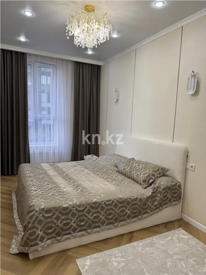 Продажа 4-комнатной квартиры, 100 м², пр. Абая, дом  160 в Алматы - фото 2