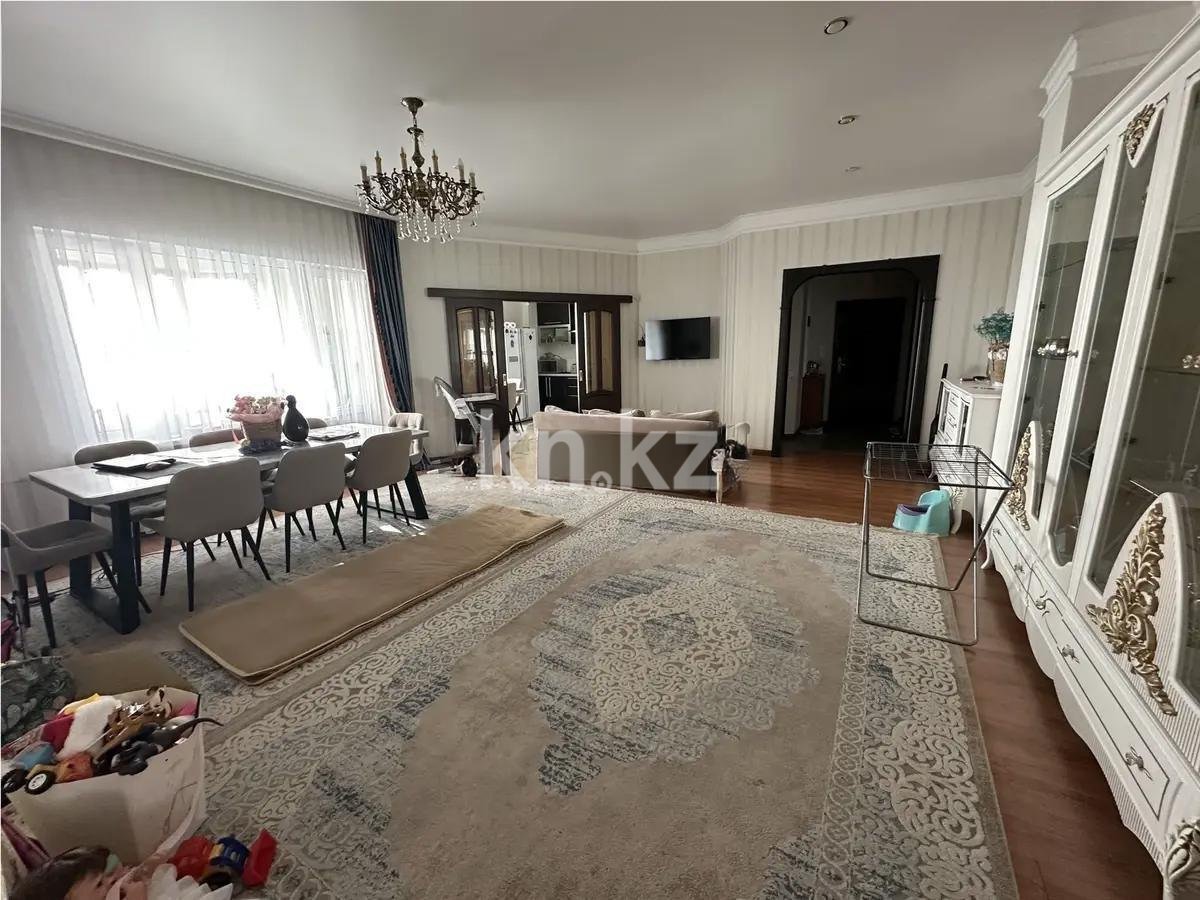 Продажа 4-комнатной квартиры, 122.6 м², ул. Отырар в Астане