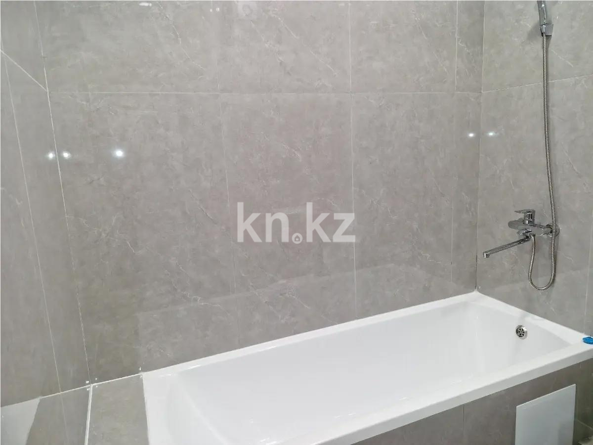 Продажа 3-комнатной квартиры, 99 м², пр. Абая, дом  164 в Алматы - фото 4