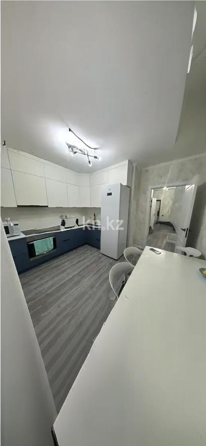 Продажа 2-комнатной квартиры, 70.8 м², ул. Омарова, дом  15 в Астане - фото 3