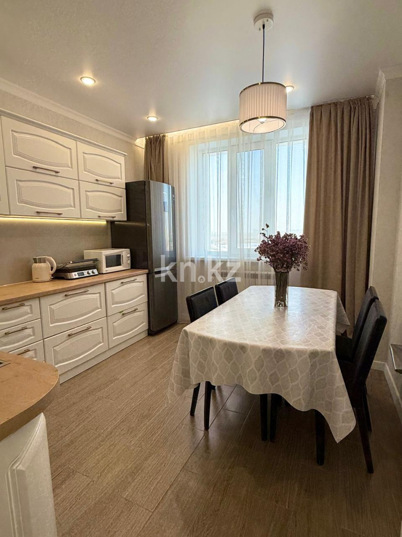 Продажа 2-комнатной квартиры, 62 м² - Продажа земельных участков в Уральске фото 1 из 38