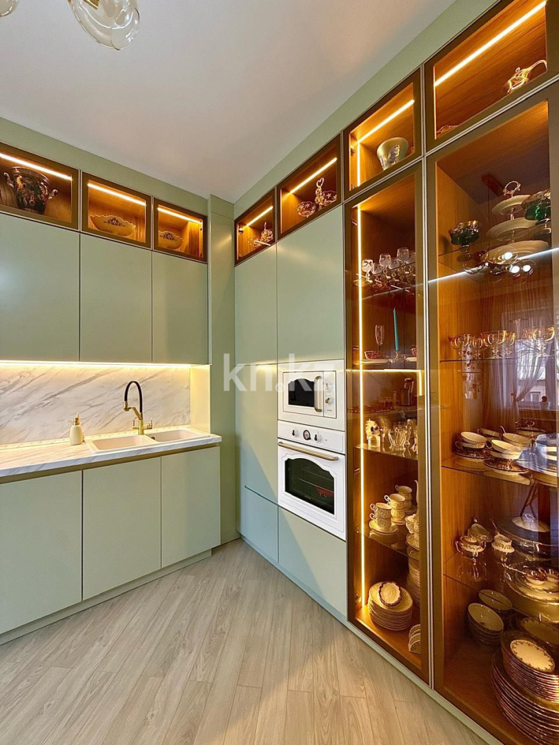 Продажа 5-комнатной квартиры, 140 м² в Атырау - фото 2