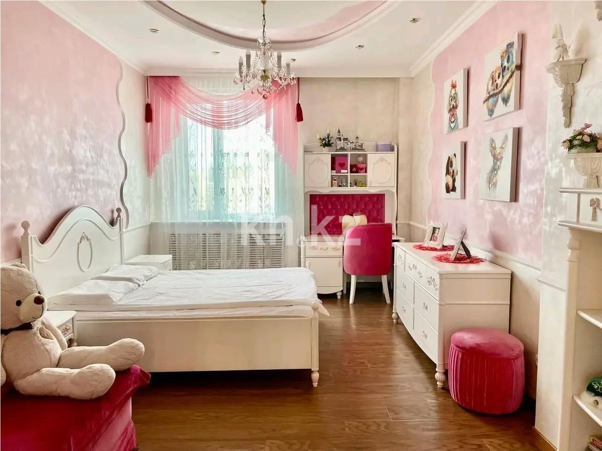 Продажа 4-комнатной квартиры, 183.2 м² - Продажа четырехкомнатных квартир в р-не Сарыарка Астаны фото 2 из 6