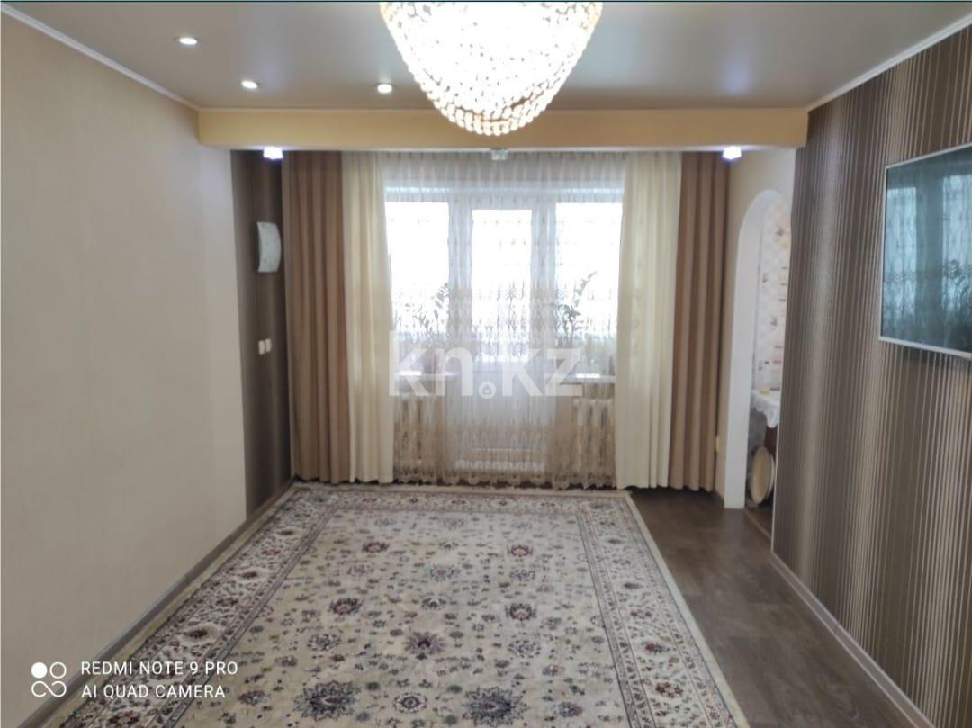 Продажа 3-комнатной квартиры, 58 м², ул. Абая - Продажа квартир в Темиртау фото 1 из 10