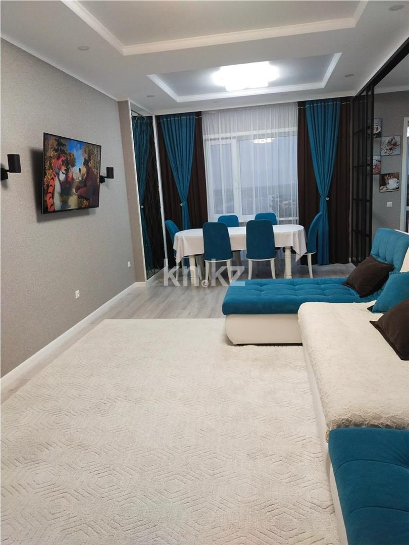 Продажа 4-комнатной квартиры, 106 м², пр. Шахтеров - Продажа  четырехкомнатных квартир в Караганде фото 3 из 22