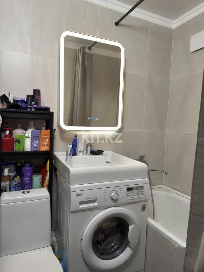 Продажа 2-комнатной квартиры, 46.6 м², 9 мкр., дом  13 в Алматы - фото 4