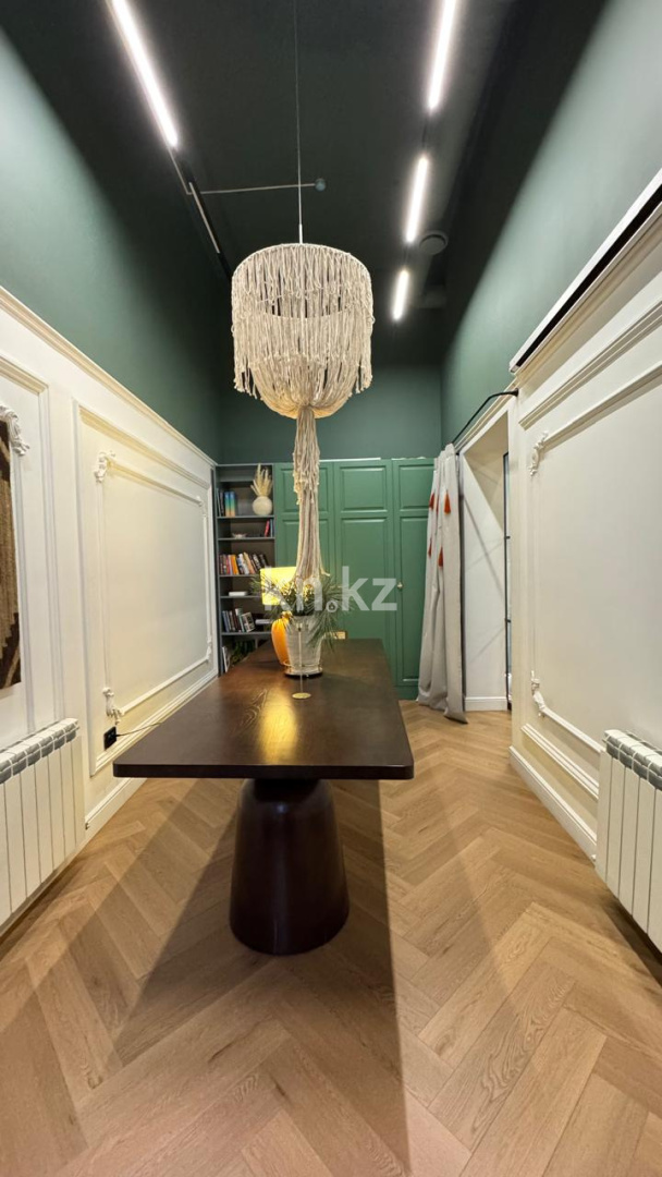 Продажа помещения, 140 м² - Продажа офисных и торговых помещений в Алматы фото 3 из 29