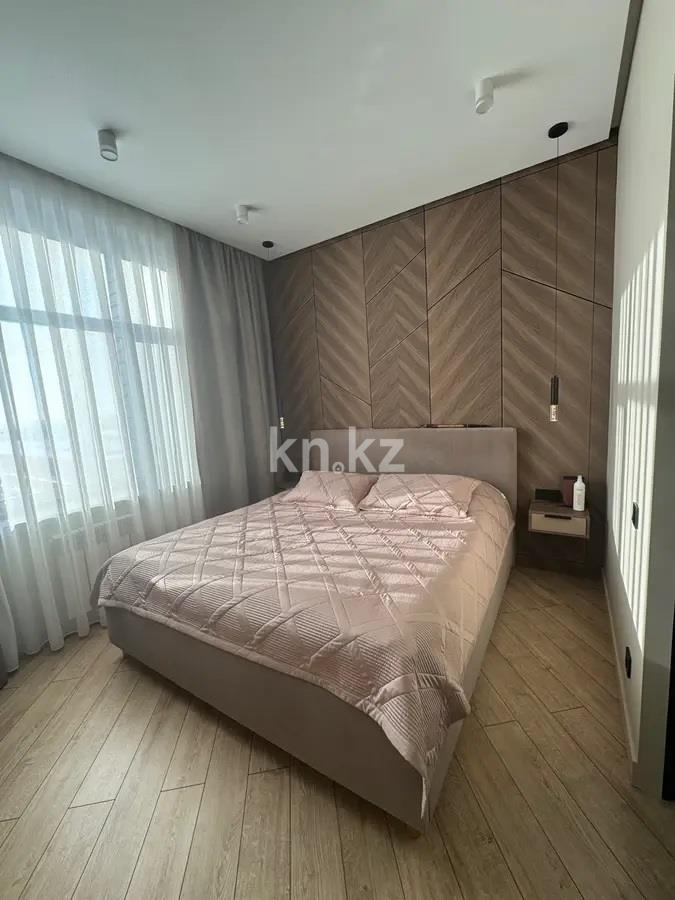 Продажа 4-комнатной квартиры, 103 м², пр. Республики, дом  участок 1/7 - Продажа  четырехкомнатных квартир в Караганде фото 8 из 22