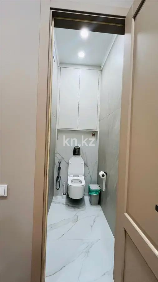 Продажа 2-комнатной квартиры, 70 м², ул. Толе би, дом  61 в Астане - фото 5