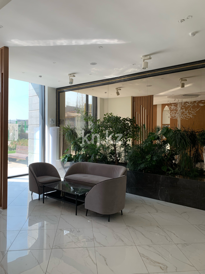 Продажа 1-комнатной квартиры, 50 м², ул. Толеметова, дом  64 - Продажа квартир в Шымкенте фото 25 из 32