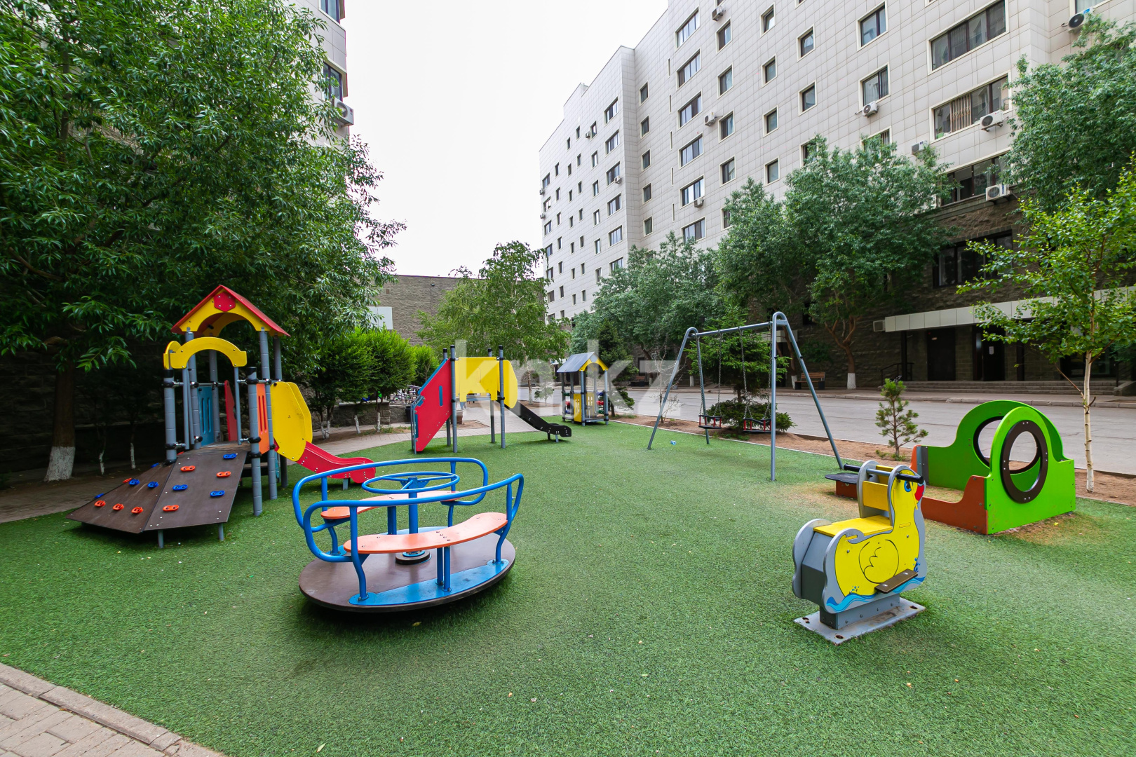 Продажа 3-комнатной квартиры, 109.8 м², ул. Отырар, дом  4/2 в Астане - фото 16