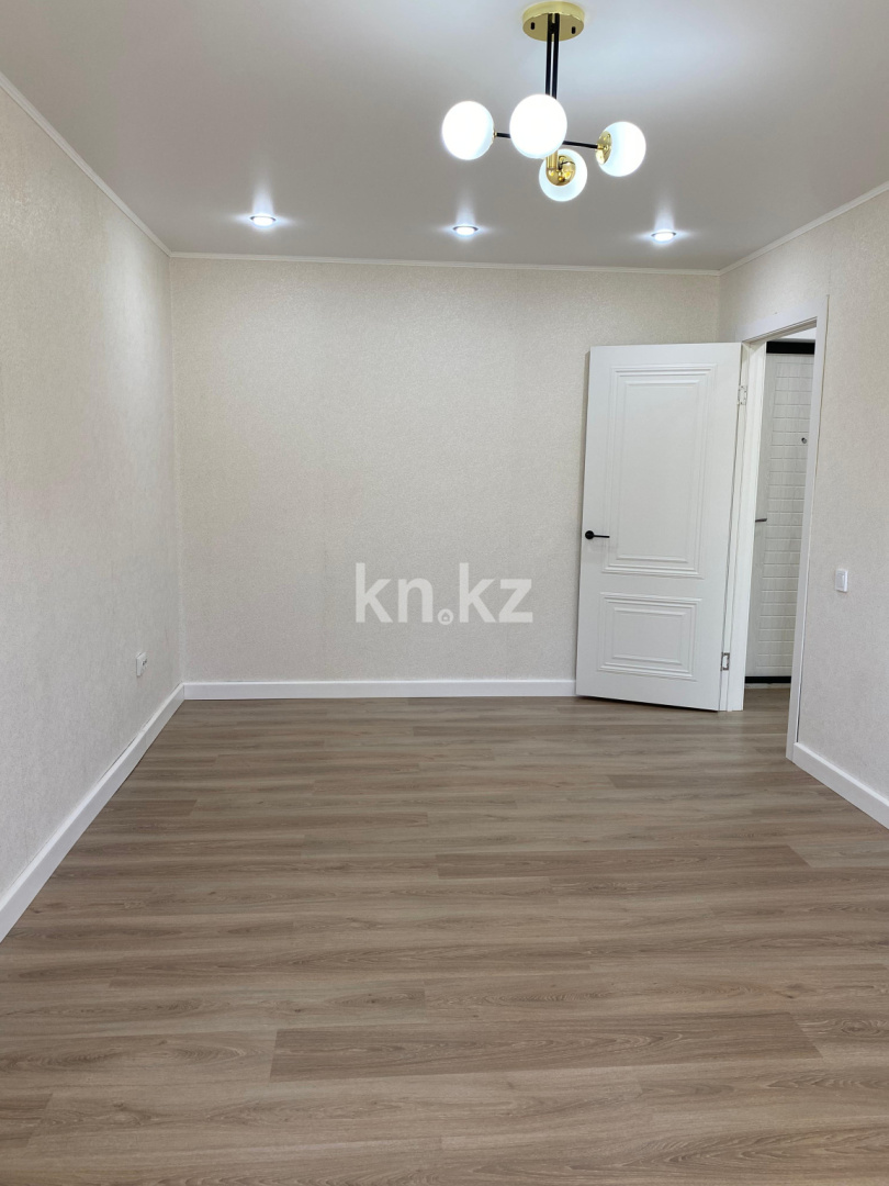 Продажа 1-комнатной квартиры, 30 м², пр. Республики - Продажа квартир в Караганде фото 1 из 8