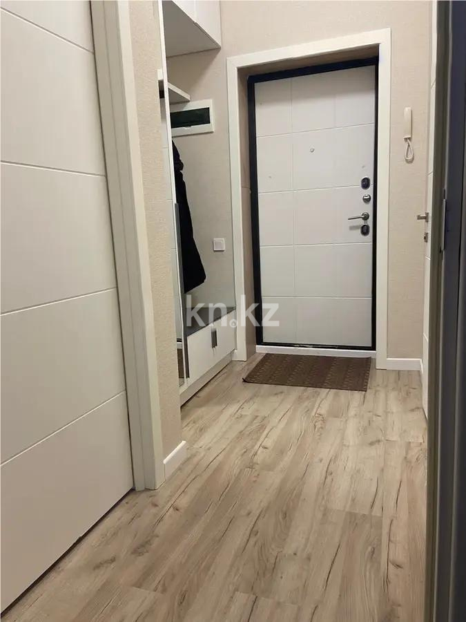 Продажа 1-комнатной квартиры, 37 м², пр. Кабанбай батыра, дом  49а в Астане - фото 4