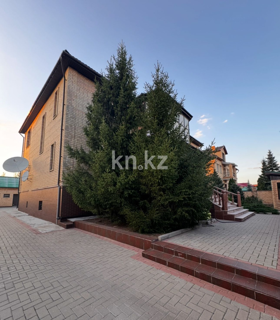 Продажа 7-комнатного дома, 600 м², ул. Ботаническая - Продажа домов, коттеджей в Казахстане фото 1 из 2