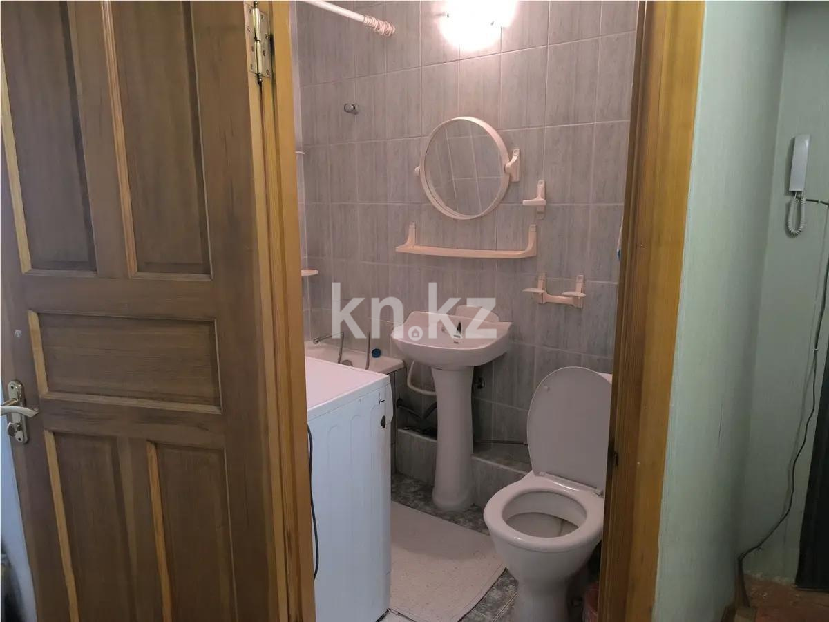 Продажа 2-комнатной квартиры, 45 м², мкр-н 12, дом  13 - Продажа  двухкомнатных квартир в Алматы без посредников с фото фото 4 из 5