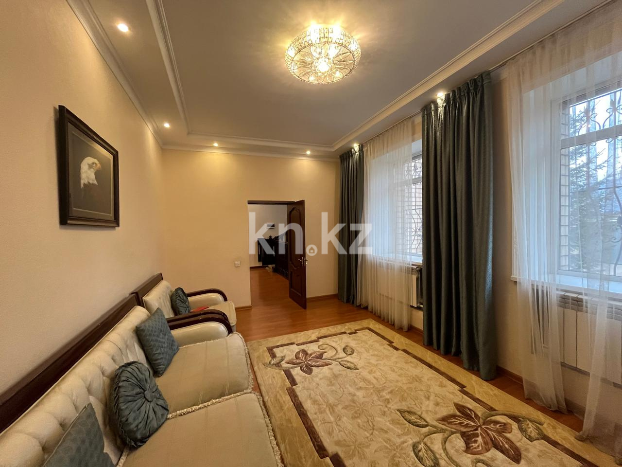 Продажа 7-комнатного дома, 470 м², ул. Университетская - Продажа домов, коттеджей в Караганде фото 11 из 25