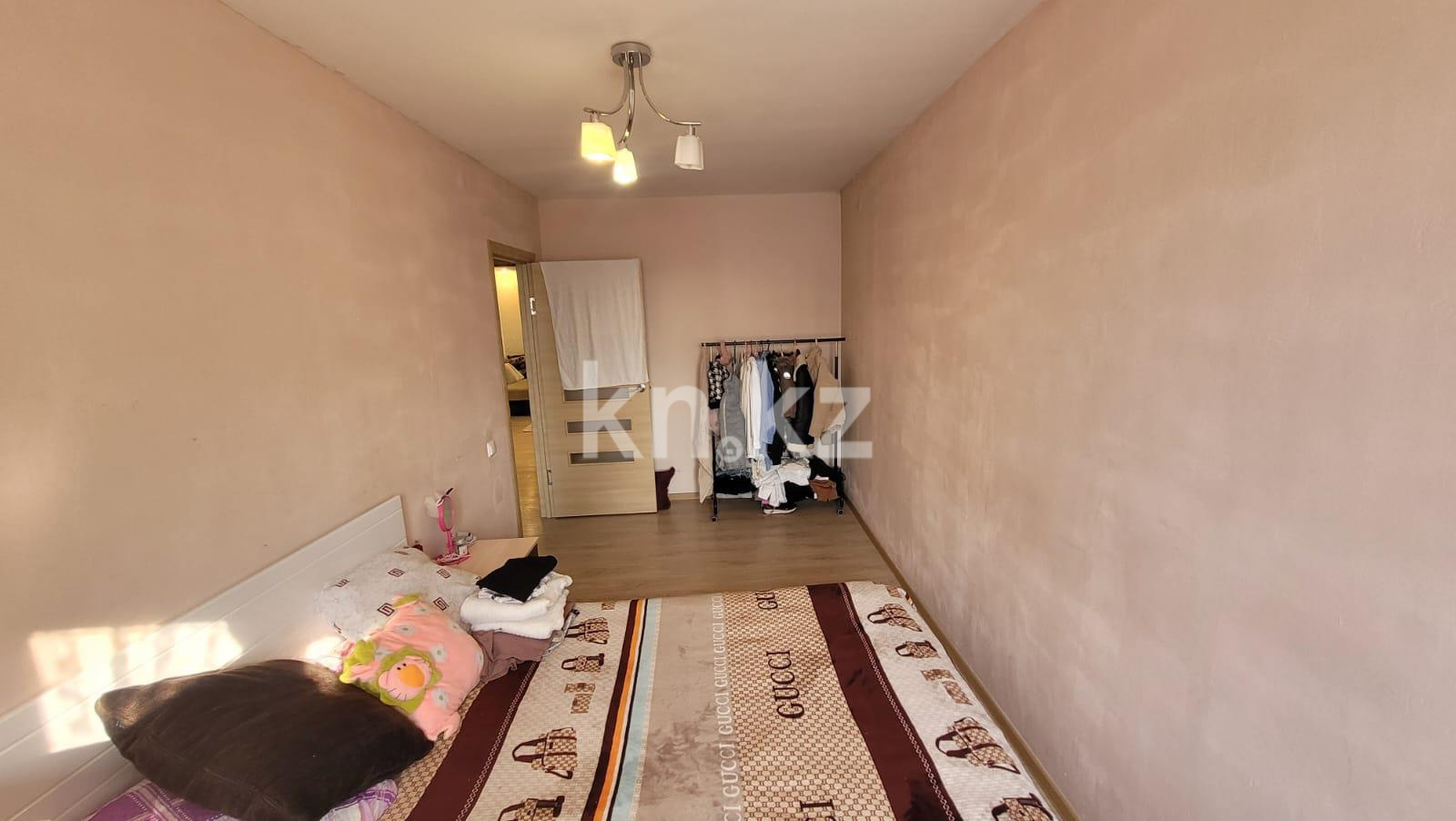 Продажа 3-комнатной квартиры, 64 м², пр. Назарбаева в Караганде - фото 5