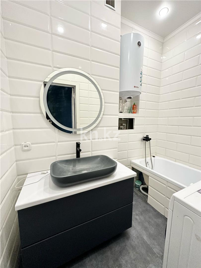 Продажа 3-комнатной квартиры, 50 м², ул. Таттимбета, дом  10/14 в Караганде - фото 8