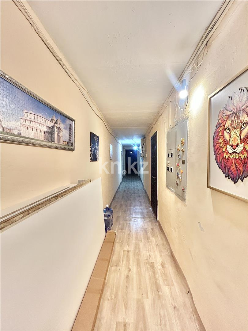 Продажа 1-комнатной квартиры, 28 м² - Продажа квартир на Юго-Востоке Караганды - страница 2 фото 8 из 10