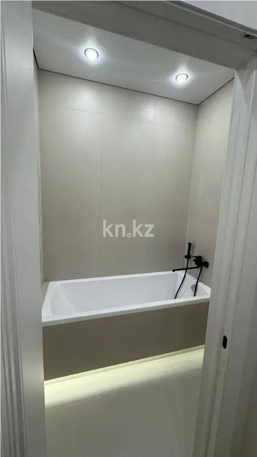 Продажа 2-комнатной квартиры, 52.4 м², ул. Карасай батыра, дом  156 в Алматы - фото 4