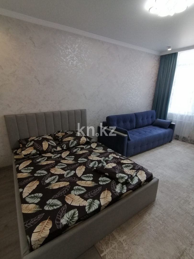 Аренда 1-комнатной квартиры посуточно, 50 м², ул. Байтурсынова, дом  16 - ул. Жургенова - Аренда  однокомнатных квартир посуточно в Астане с фото фото 3 из 5