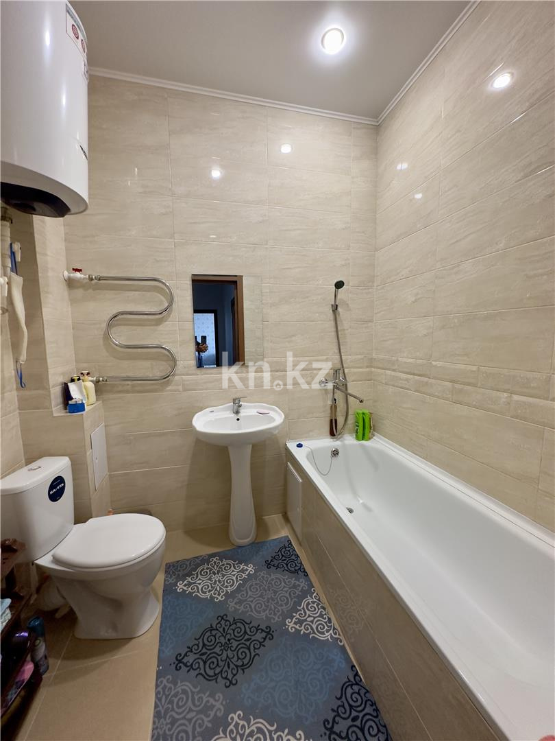 Продажа 2-комнатной квартиры, 61 м², мкр-н Степной-2 - Продажа  двухкомнатных квартир в Караганде фото 16 из 18