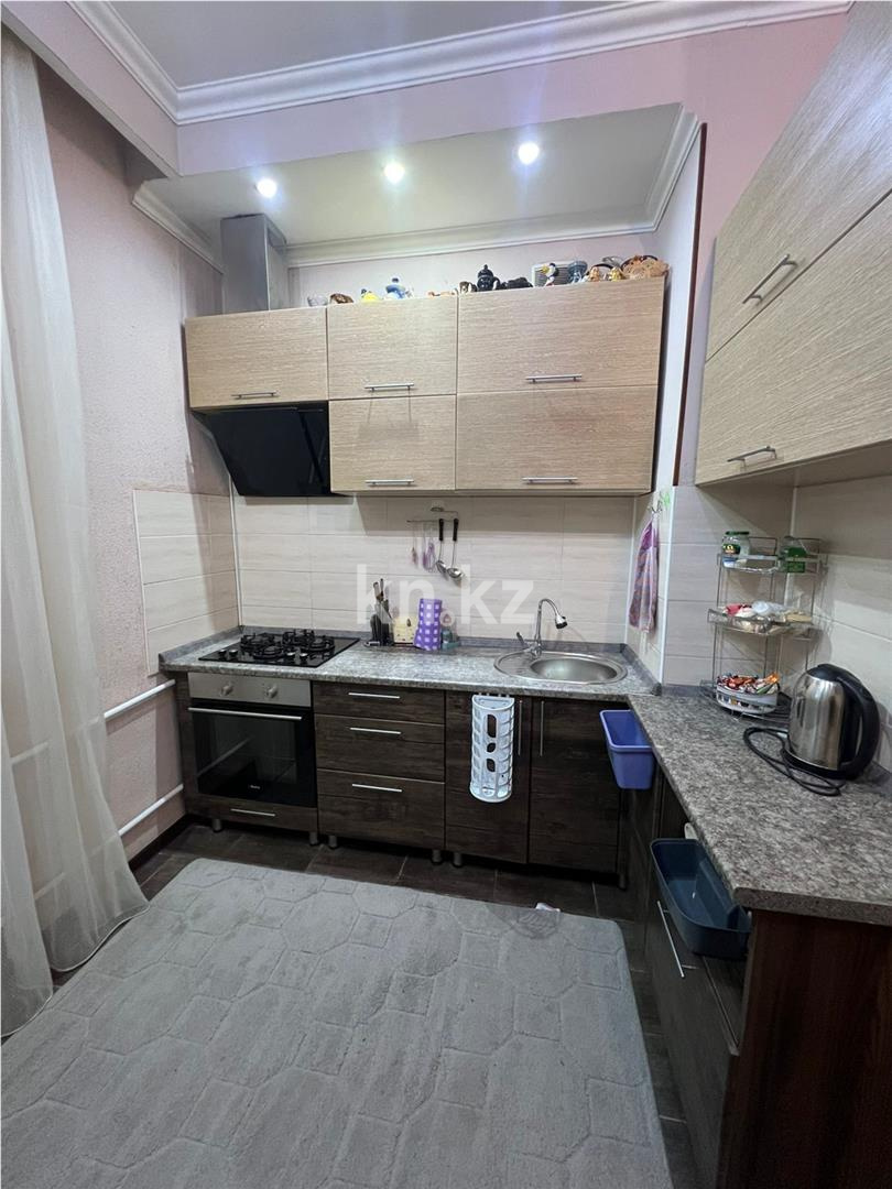 Продажа 3-комнатной квартиры, 64 м², ул. Магнитогорская, дом  16 в Караганде - фото 8