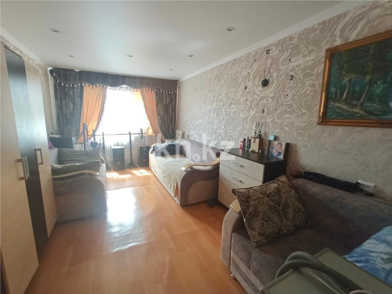 Продажа 3-комнатной квартиры, 62 м², мкр-н 14, дом  42 в Караганде - фото 8