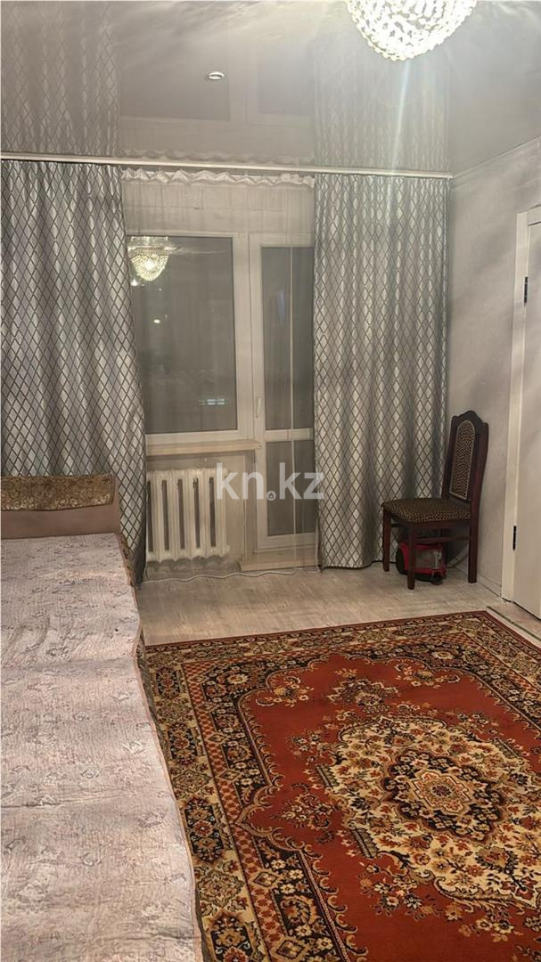 Продажа 3-комнатной квартиры, 47 м², мкр-н 16 - Продажа  трехкомнатных квартир в Караганде фото 1 из 6