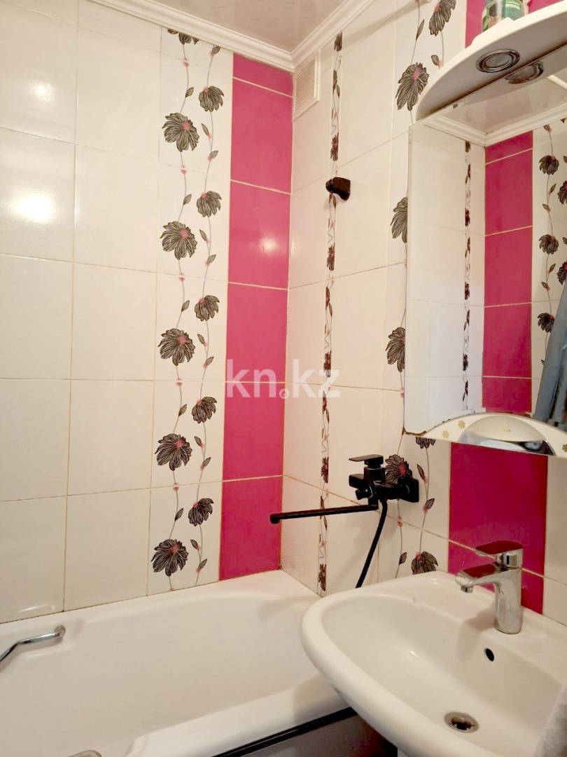 Продажа 3-комнатной квартиры, 67.5 м² - Недвижимость в Усть-Каменогорске фото 11 из 16