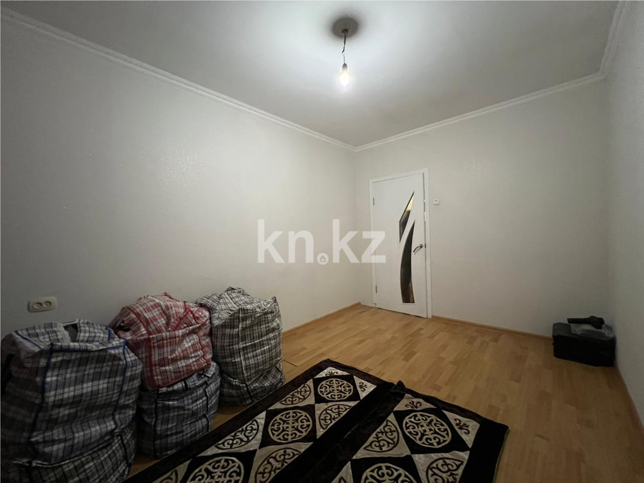 Продажа 3-комнатной квартиры, 68 м², мкр-н Голубые Пруды - Продажа квартир в Караганде фото 7 из 19