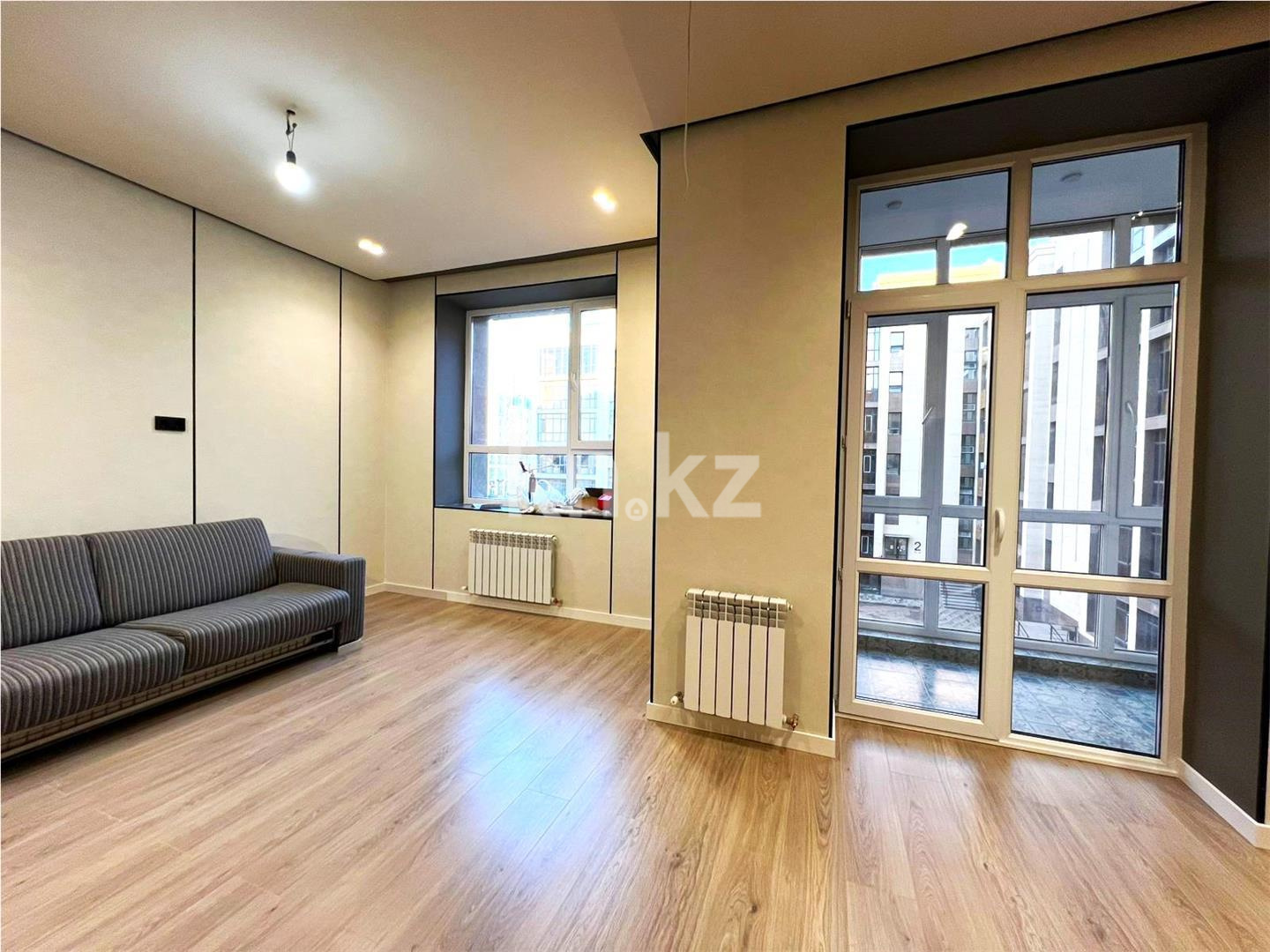 Продажа 2-комнатной квартиры, 64 м², 137 учетный квартал - Продажа  двухкомнатных квартир в Караганде фото 1 из 17