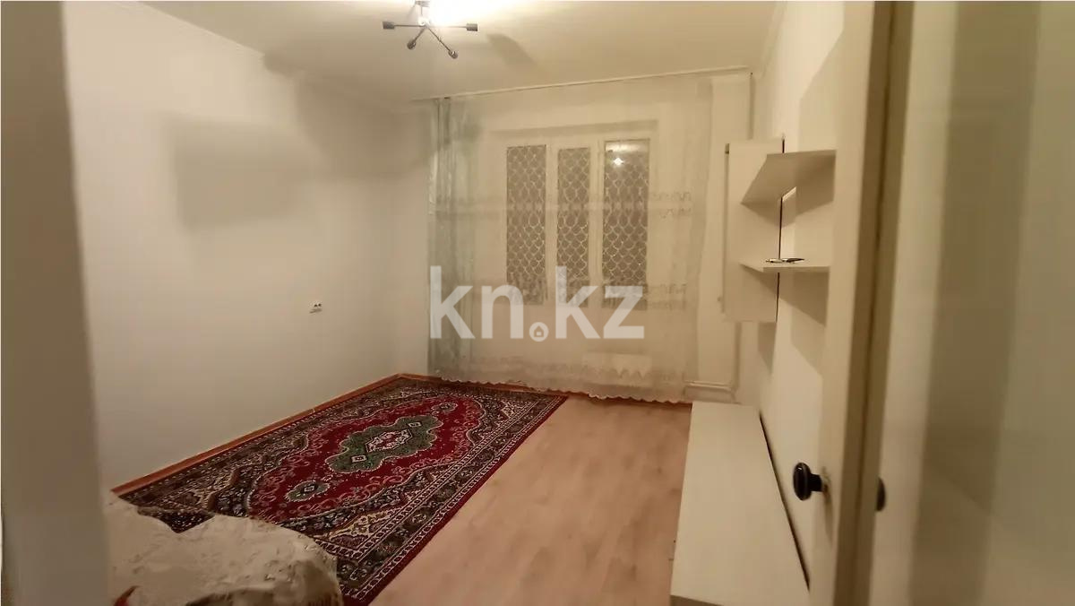 Продажа 1-комнатной квартиры, 29.8 м², мкр-н Аксай-1а, дом  8 - Продажа квартир в Алматы фото 1 из 3