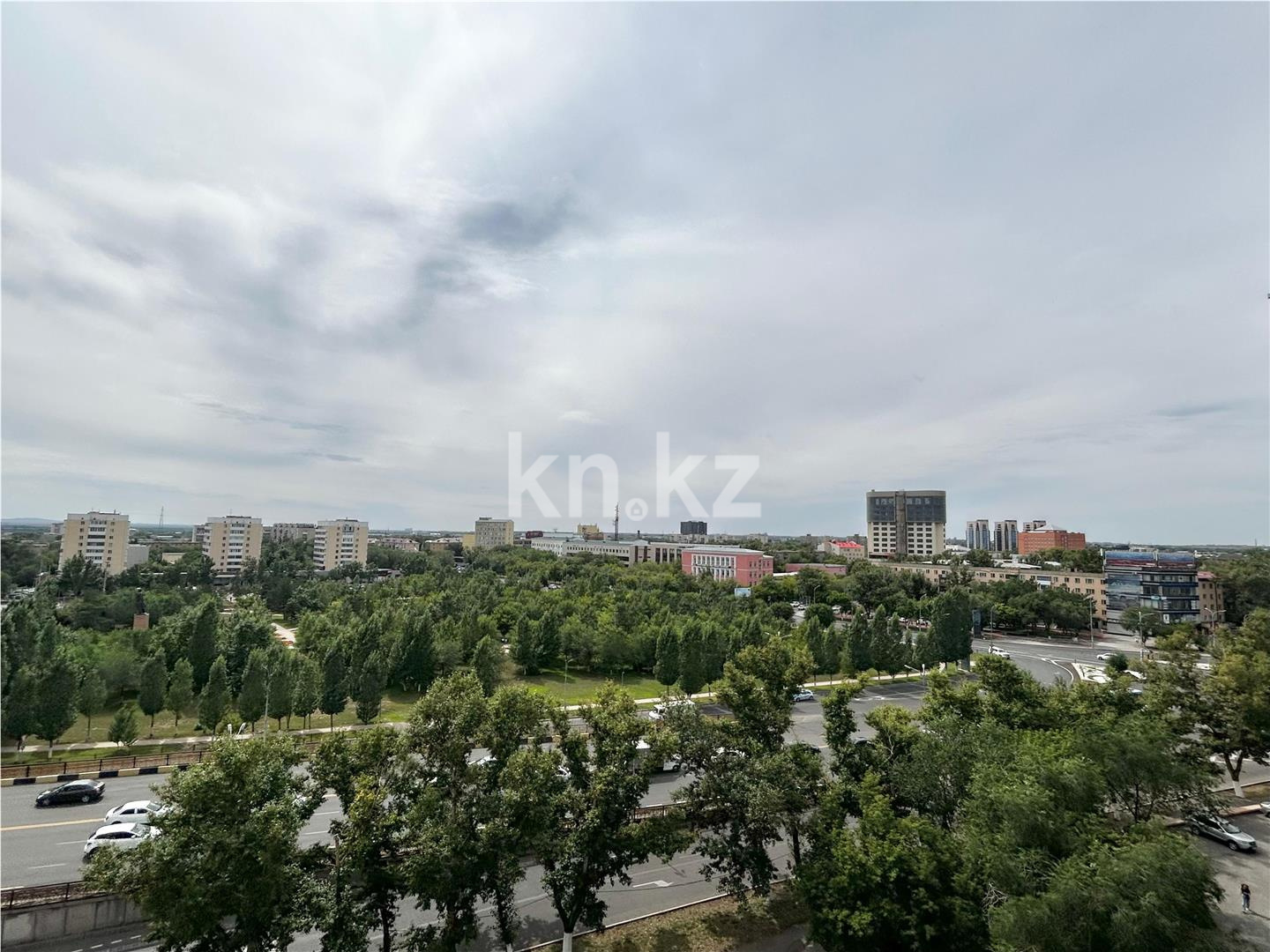 Продажа 3-комнатной квартиры, 71 м², ул. Ермекова, дом  52 в Караганде - фото 7