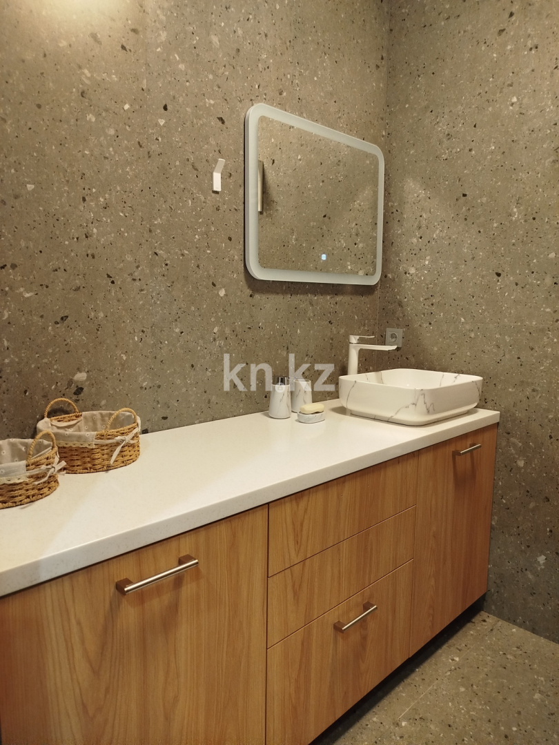 Продажа 2-комнатной квартиры, 45.2 м², ул. Сатпаева в Алматы - фото 12